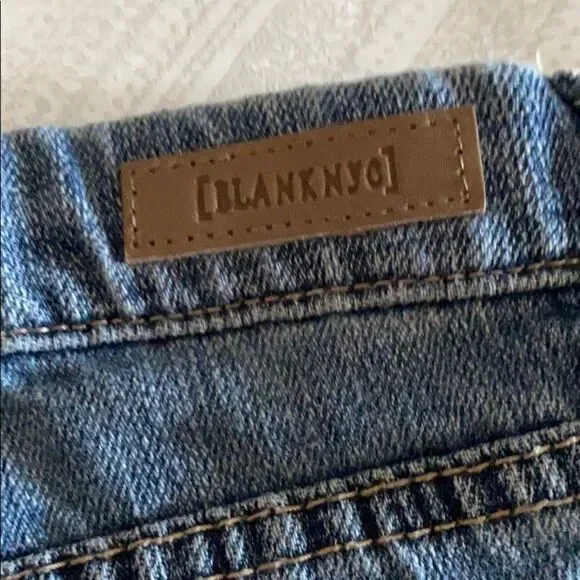 Blank NYC Distressed Denim Shorts with Flowers - Picture 6 of 8